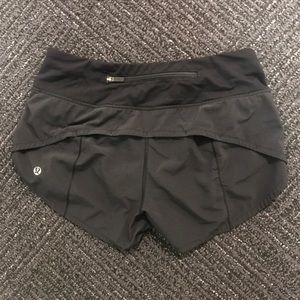 Lululemon short shorts